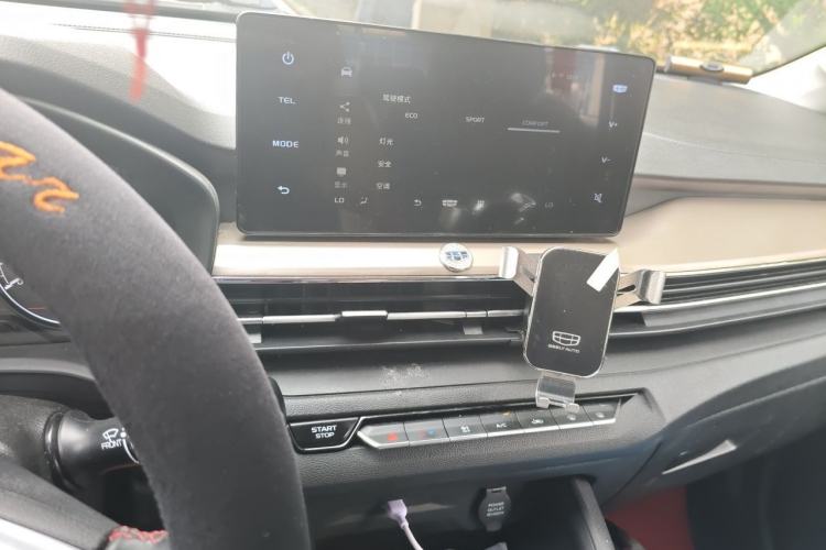 Used Geely Auto Vision X3 2021 PRO 1.5L CVT Deluxe Model Audio And AC Panel