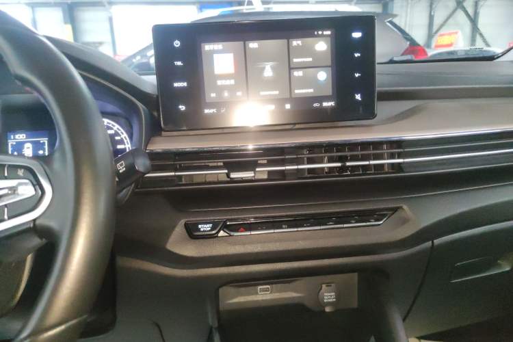 Used Geely Auto Vision X3 2021 PRO 1.5L CVT Deluxe Model Audio And AC Panel
