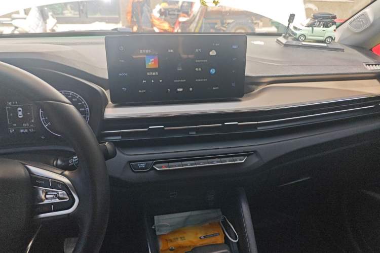 Used Geely Auto Vision X3 2021 PRO 1.5L CVT Deluxe Model Audio And AC Panel