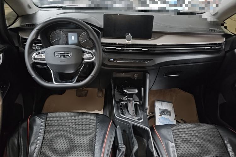 Used Geely Auto Vision X3 2021 PRO 1.5L CVT Deluxe Model Center Console
