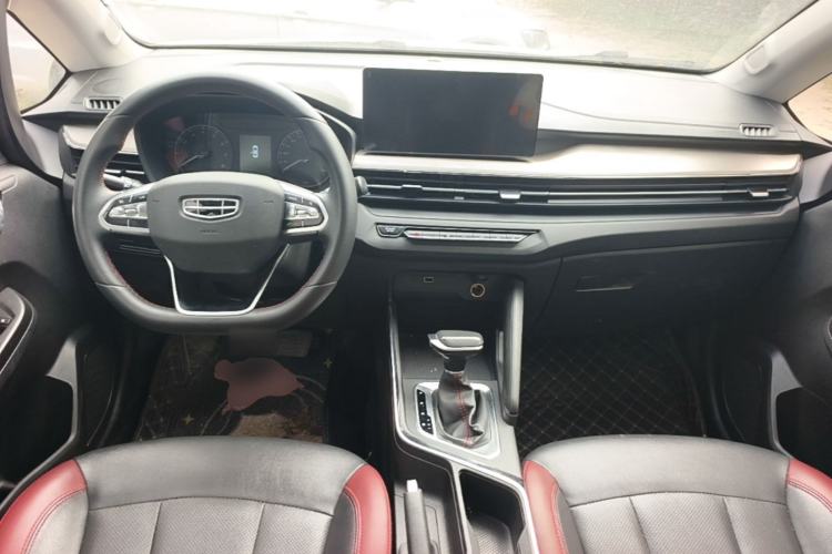Used Geely Auto Vision X3 2021 PRO 1.5L CVT Deluxe Model Center Console