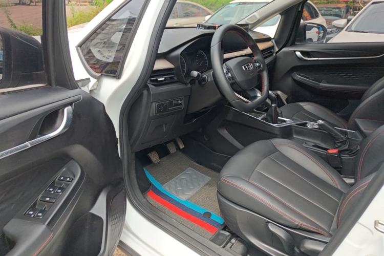 Used Geely Auto Vision X3 2021 PRO 1.5L Manual Elite Model Driver Seat