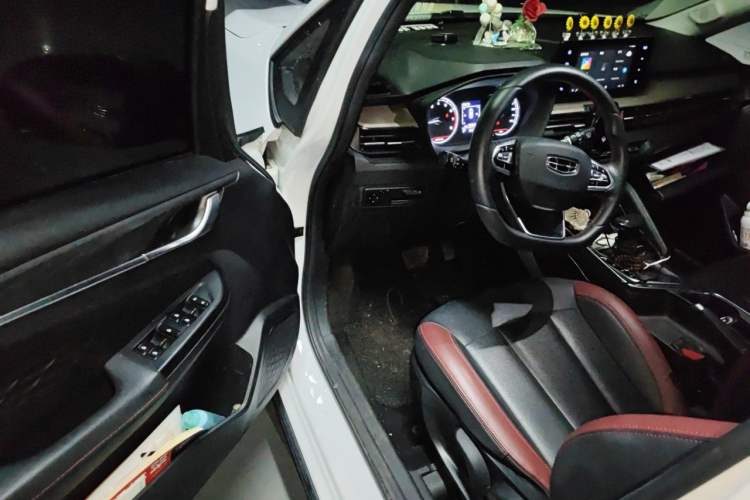 Used Geely Auto Vision X3 2021 PRO 1.5L CVT Deluxe Model Driver Seat