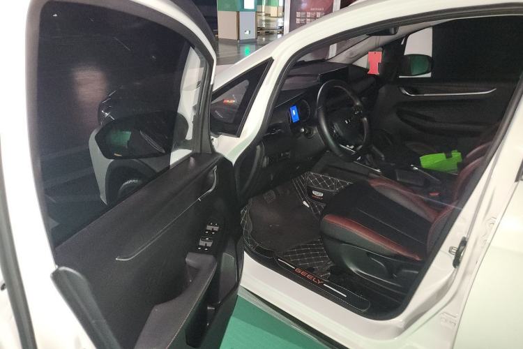Used Geely Auto Vision X3 2021 PRO 1.5L CVT Deluxe Model Driver Seat