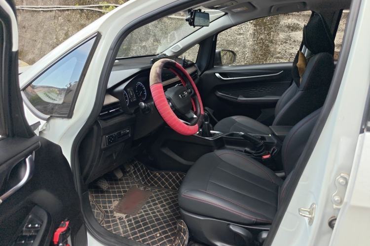 Used Geely Auto Vision X3 2021 PRO 1.5L Manual Elite Model Driver Seat