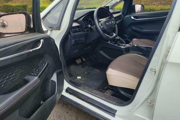 Used Geely Auto Vision X3 2021 PRO 1.5L CVT Deluxe Model Driver Seat