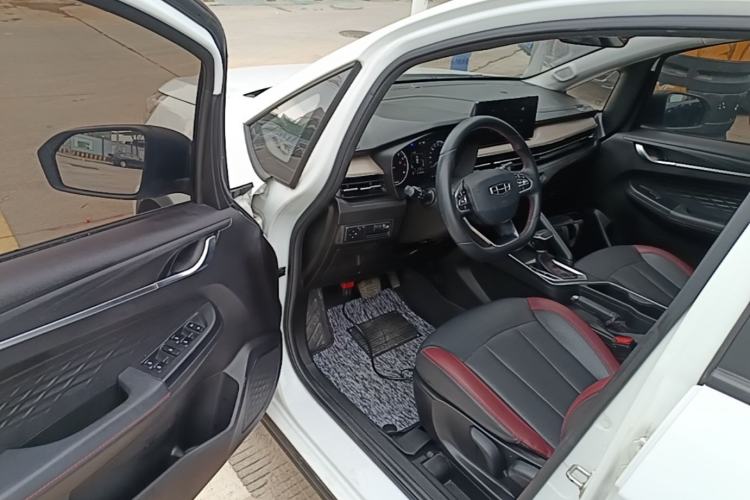 Used Geely Auto Vision X3 2021 PRO 1.5L CVT Deluxe Model Driver Seat