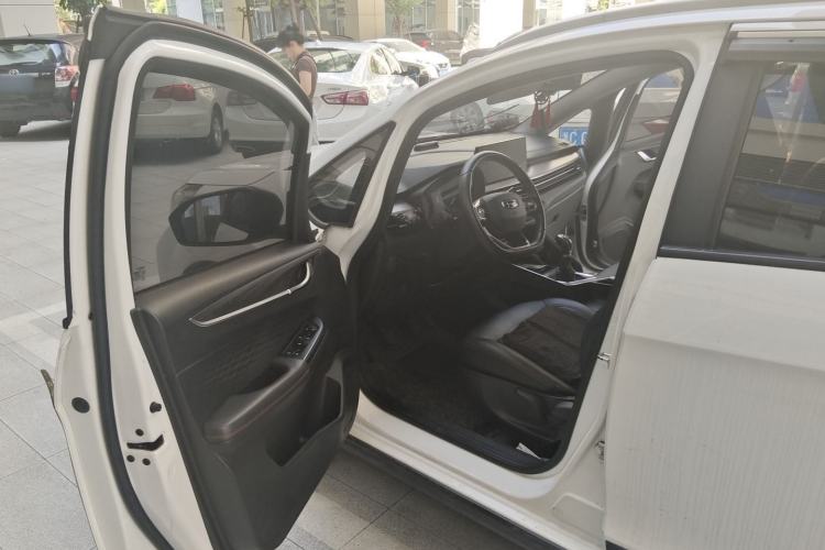 Used Geely Auto Vision X3 2021 PRO 1.5L Manual Elite Model Driver Seat