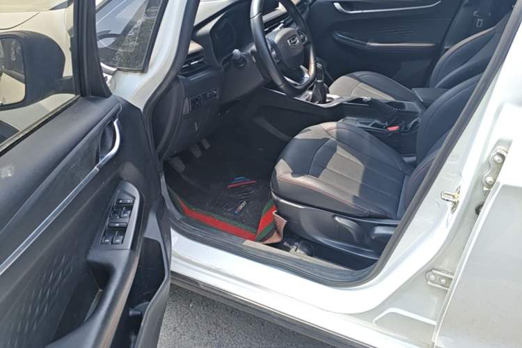 Used Geely Auto Vision X3 2021 PRO 1.5L Manual Elite Model Driver Seat