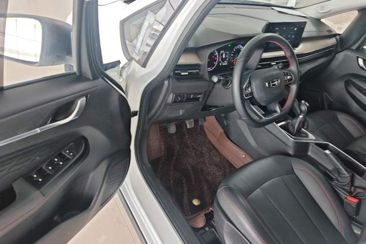 Used Geely Auto Vision X3 2021 PRO 1.5L Manual Elite Model Driver Seat