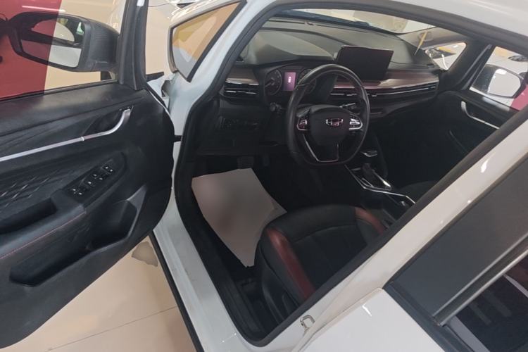 Used Geely Auto Vision X3 2021 PRO 1.5L CVT Deluxe Model Driver Seat