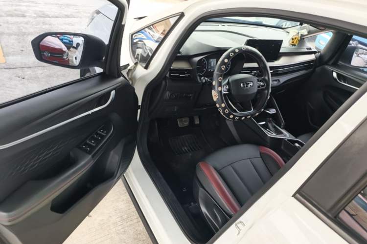 Used Geely Auto Vision X3 2021 PRO 1.5L CVT Deluxe Model Driver Seat