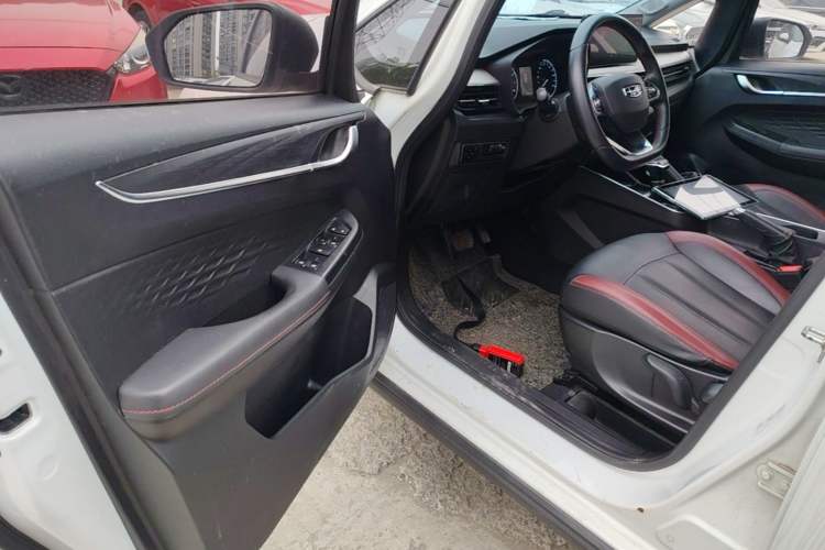 Used Geely Auto Vision X3 2021 PRO 1.5L CVT Deluxe Model Driver Seat