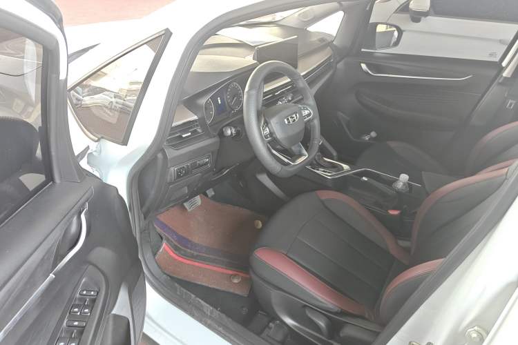 Used Geely Auto Vision X3 2021 PRO 1.5L CVT Deluxe Model Driver Seat