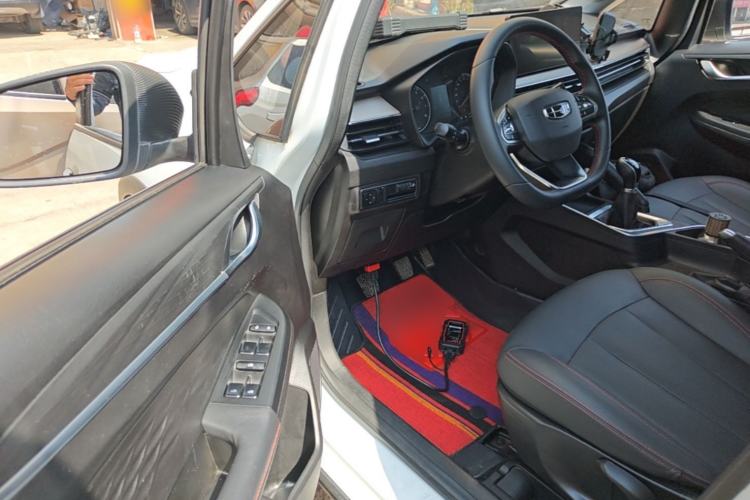 Used Geely Auto Vision X3 2021 PRO 1.5L Manual Elite Model Driver Seat