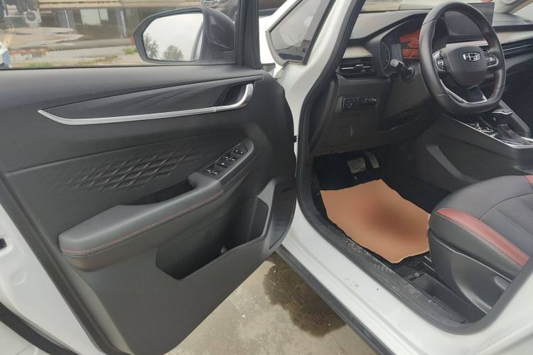Used Geely Auto Vision X3 2021 PRO 1.5L CVT Deluxe Model Driver Seat