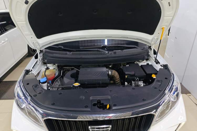 Used Geely Auto Vision X3 2021 PRO 1.5L CVT Deluxe Model Engine Bay