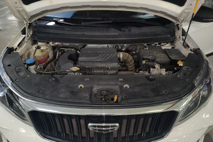 Used Geely Auto Vision X3 2021 PRO 1.5L CVT Deluxe Model Engine Bay
