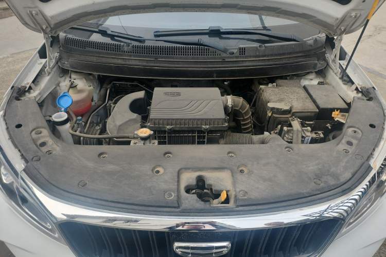 Used Geely Auto Vision X3 2021 PRO 1.5L CVT Deluxe Model Engine Bay