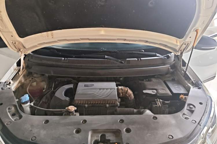 Used Geely Auto Vision X3 2021 PRO 1.5L CVT Deluxe Model Engine Bay