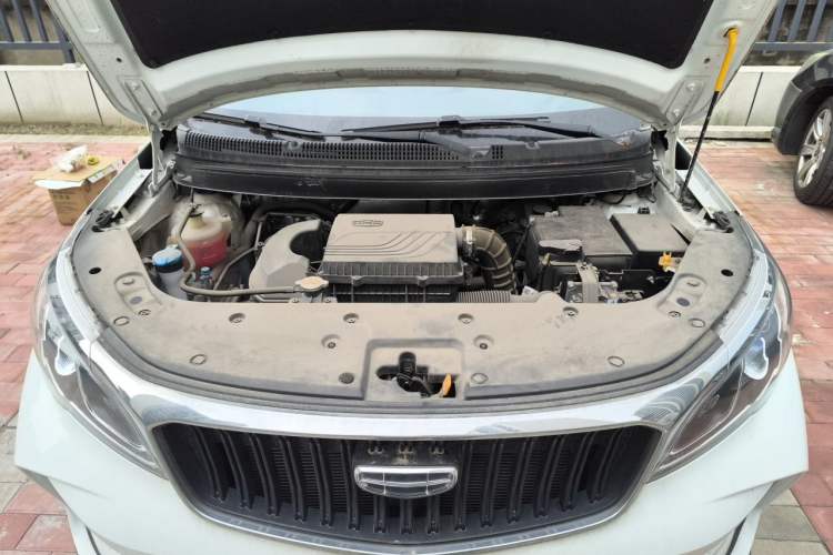 Used Geely Auto Vision X3 2021 PRO 1.5L CVT Deluxe Model Engine Bay
