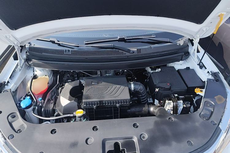 Used Geely Auto Vision X3 2021 PRO 1.5L CVT Deluxe Model Engine Bay