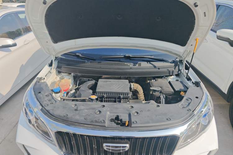 Used Geely Auto Vision X3 2021 PRO 1.5L Manual Elite Model Engine Bay