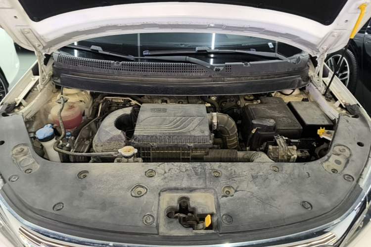 Used Geely Auto Vision X3 2021 PRO 1.5L CVT Deluxe Model Engine Bay