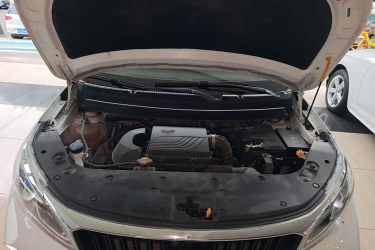Used Geely Auto Vision X3 2021 PRO 1.5L Manual Elite Model Engine Bay
