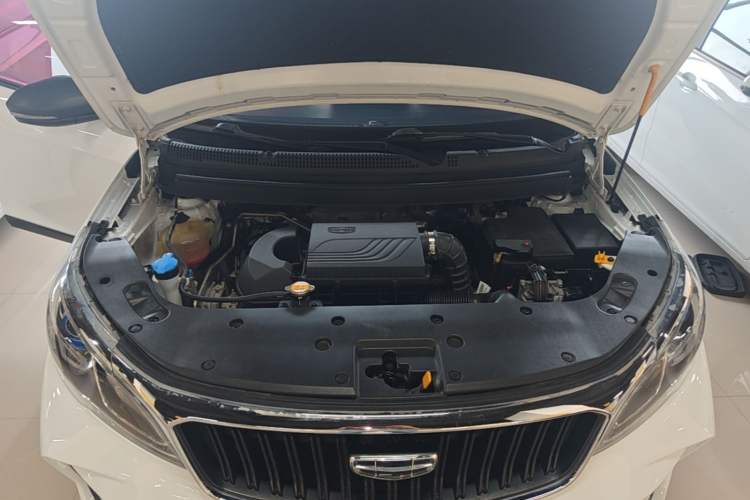 Used Geely Auto Vision X3 2021 PRO 1.5L CVT Deluxe Model Engine Bay