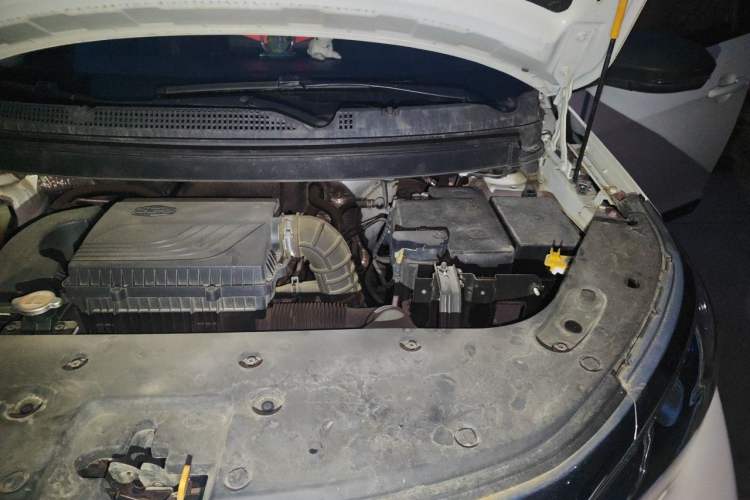 Used Geely Auto Vision X3 2021 PRO 1.5L Manual Elite Model Engine Bay Left