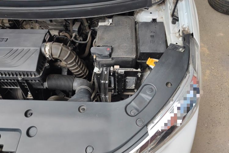 Used Geely Auto Vision X3 2021 PRO 1.5L Manual Elite Model Engine Bay Left
