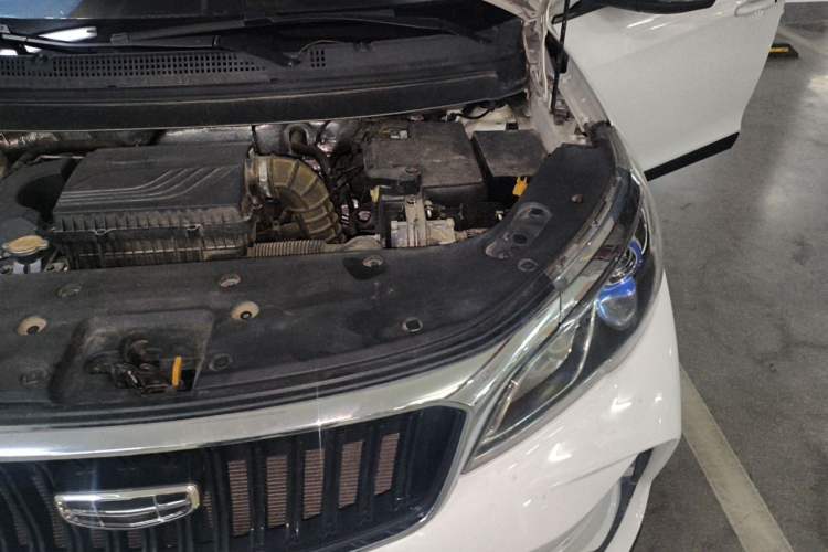 Used Geely Auto Vision X3 2021 PRO 1.5L CVT Deluxe Model Engine Bay Left