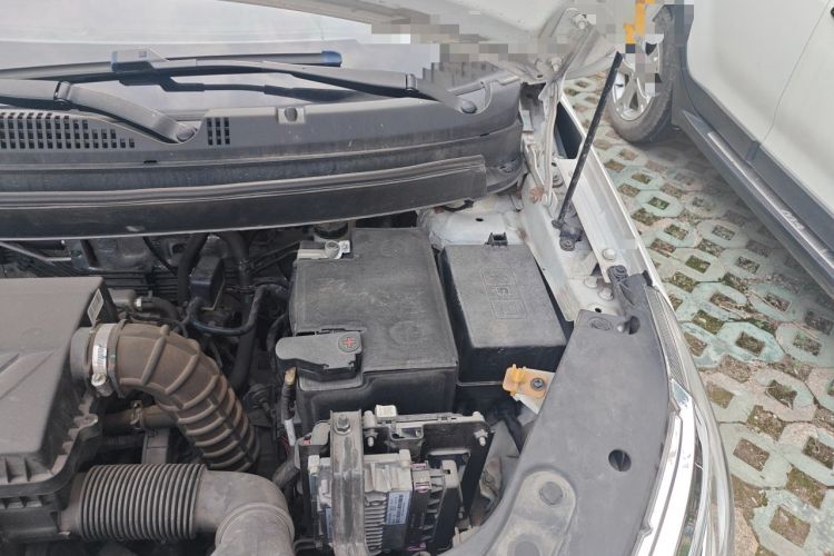 Used Geely Auto Vision X3 2021 PRO 1.5L CVT Deluxe Model Engine Bay Left
