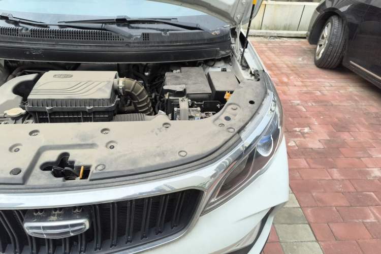 Used Geely Auto Vision X3 2021 PRO 1.5L CVT Deluxe Model Engine Bay Left