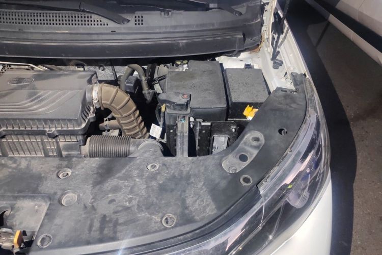 Used Geely Auto Vision X3 2021 PRO 1.5L Manual Elite Model Engine Bay Left