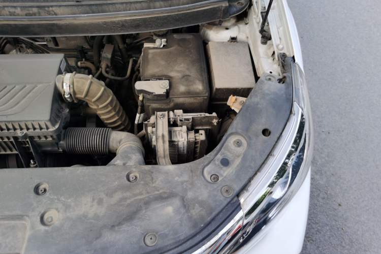 Used Geely Auto Vision X3 2021 PRO 1.5L CVT Deluxe Model Engine Bay Left