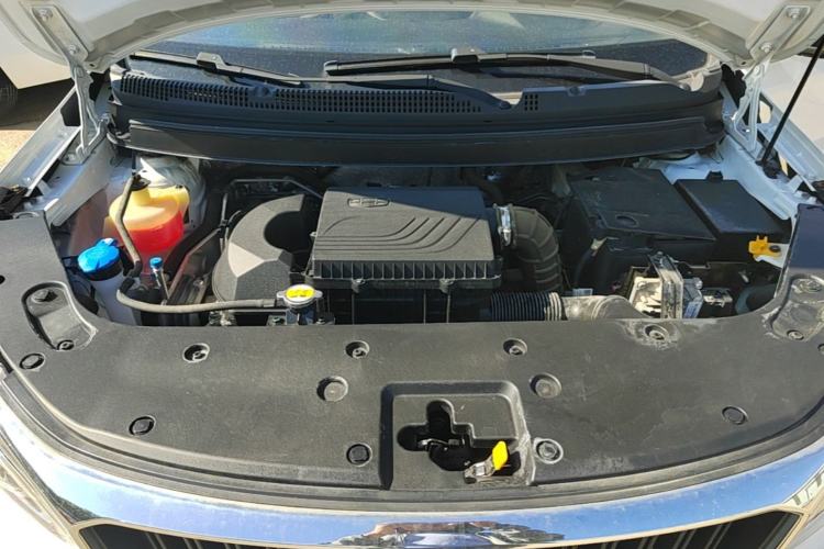 Used Geely Auto Vision X3 2021 PRO 1.5L CVT Deluxe Model Engine Bay