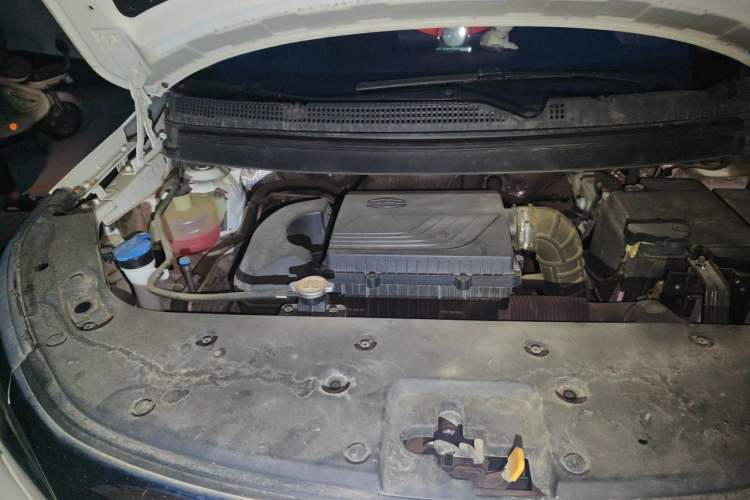 Used Geely Auto Vision X3 2021 PRO 1.5L Manual Elite Model Engine Bay Right