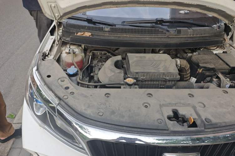 Used Geely Auto Vision X3 2021 PRO 1.5L CVT Deluxe Model Engine Bay Right