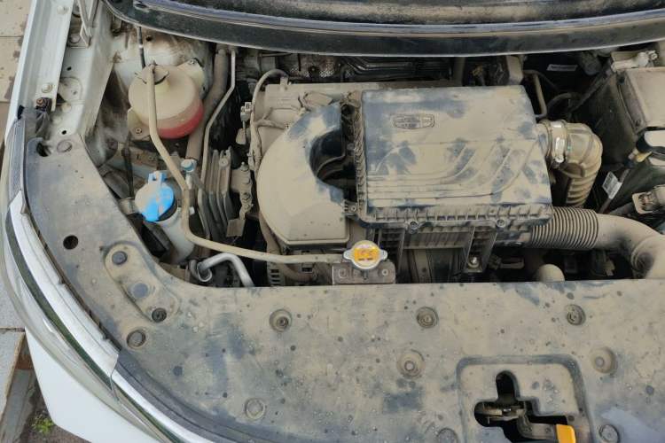 Used Geely Auto Vision X3 2021 PRO 1.5L CVT Deluxe Model Engine Bay Right