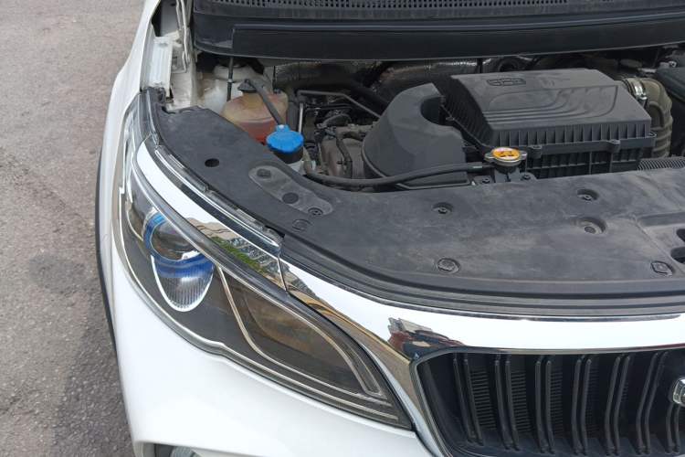 Used Geely Auto Vision X3 2021 PRO 1.5L CVT Deluxe Model Engine Bay Right