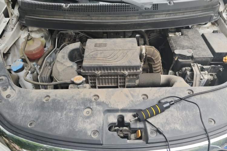 Used Geely Auto Vision X3 2021 PRO 1.5L CVT Deluxe Model Engine Bay