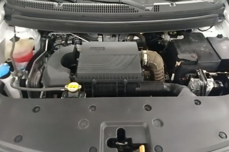Used Geely Auto Vision X3 2021 PRO 1.5L CVT Deluxe Model Engine Bay