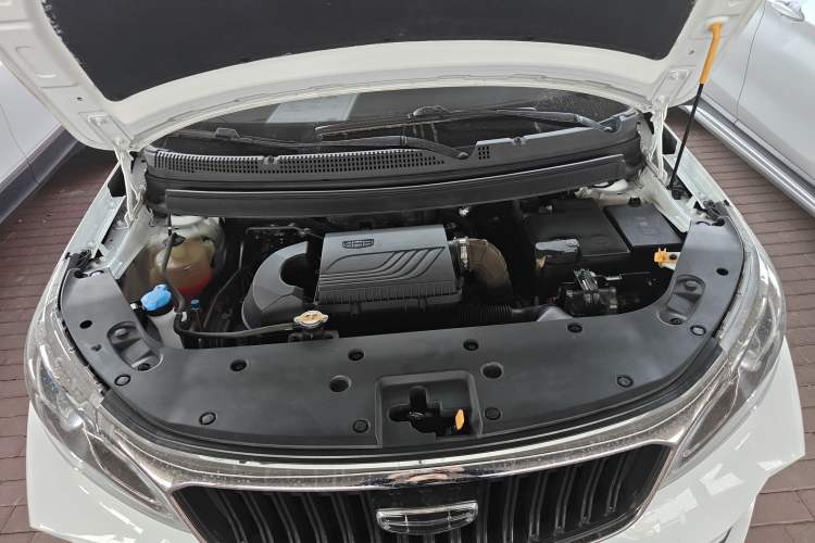 Used Geely Auto Vision X3 2021 PRO 1.5L CVT Deluxe Model Engine Bay