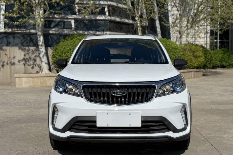 Used Geely Auto Vision X3 2021 PRO 1.5L CVT Deluxe Model Exterior 1