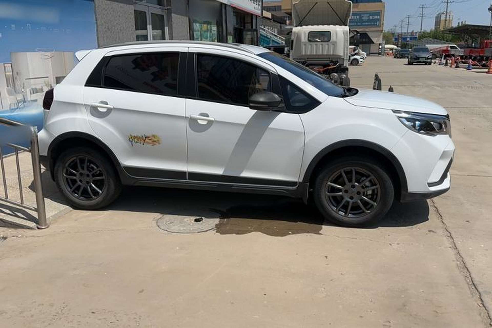 Used Geely Auto Vision X3 2021 PRO 1.5L CVT Deluxe Model Exterior 3
