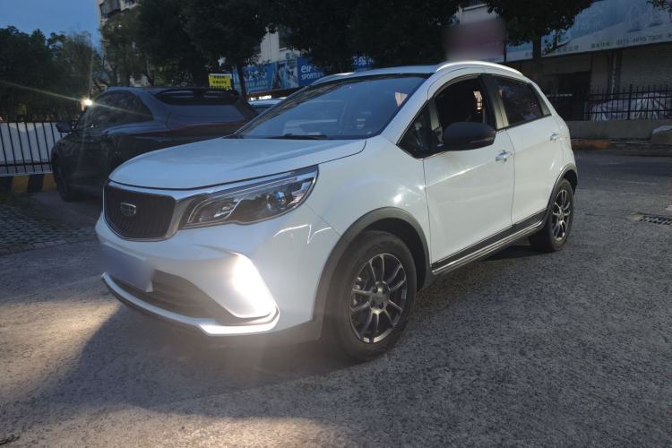 Used Geely Auto Vision X3 2021 PRO 1.5L CVT Deluxe Model Exterior 3