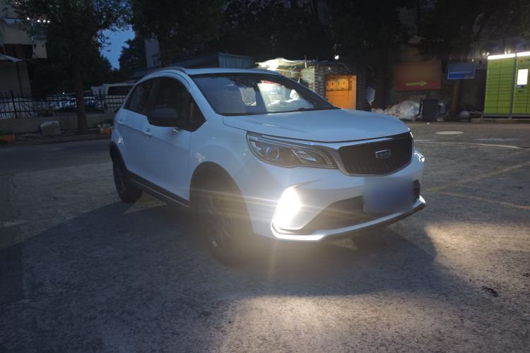 Used Geely Auto Vision X3 2021 PRO 1.5L CVT Deluxe Model Exterior 4