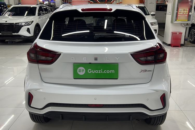 Used Geely Auto Vision X3 2021 PRO 1.5L CVT Deluxe Model Exterior 4
